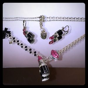 Betsey “Kiss Me” Lipstick 💄 Earrings & Necklace